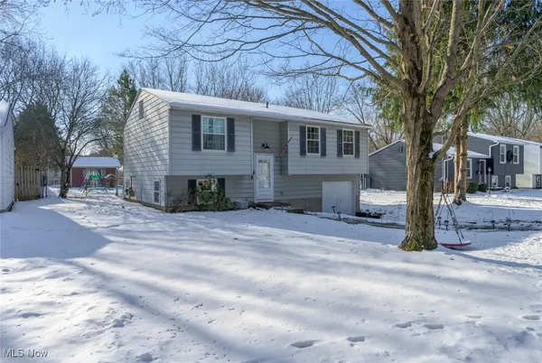 $235,000 | 1302 Carol Drive, Kent, OH 44240
