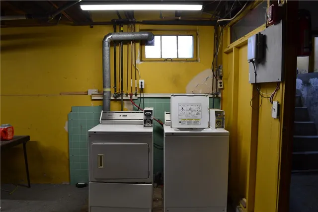 $1,950 | 12 Fortini Street, Unit 2L, Cranston, RI 02920