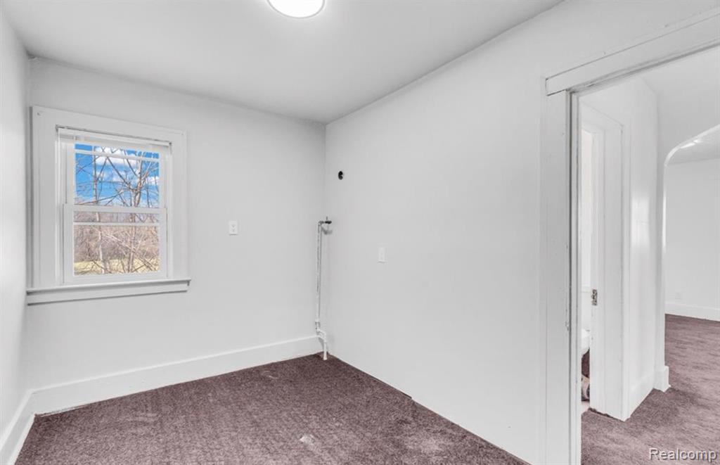5573 Montclair Street Detroit, MI 48213 - Photo 24 of 40