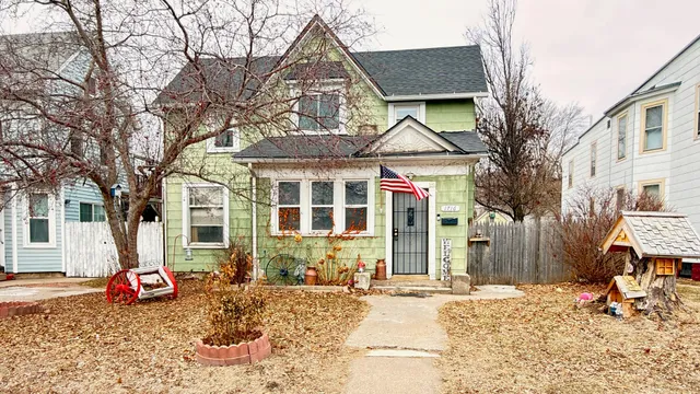 $68,500 | 1716 West 7th Street, Davenport, IA 52802