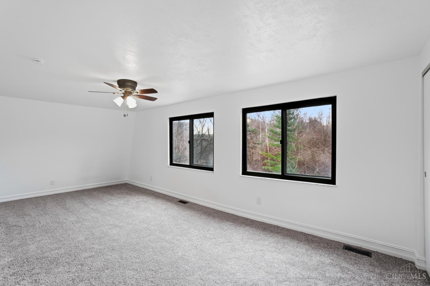 6074 Johnson Road Cincinnati, OH 45248 - Photo 39 of 64 Gallery Image 39