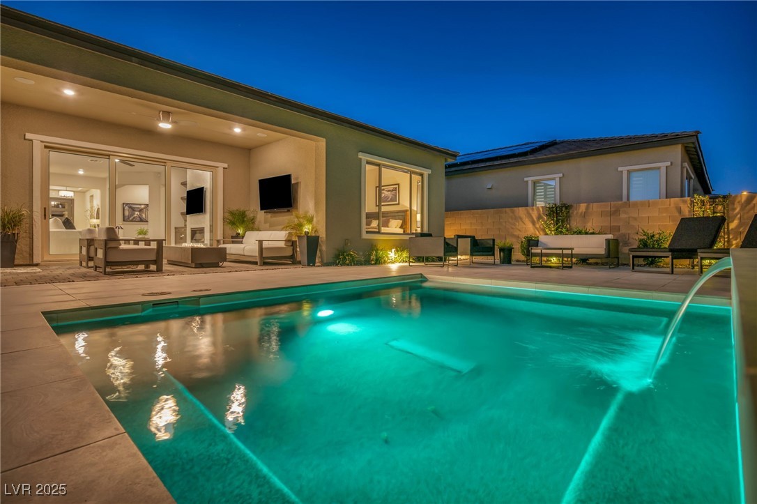 218 Springbough Lane Las Vegas, NV 89138 - Photo 5 of 39