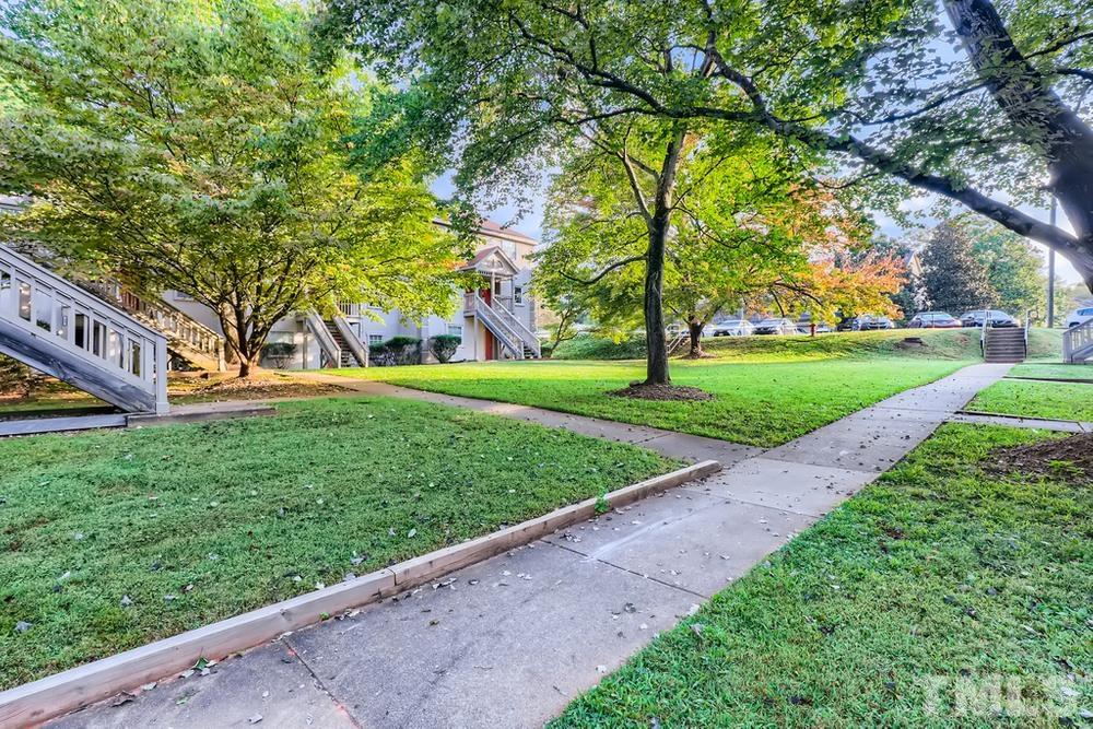 2518 Avent Ferry Road, Unit 103 Raleigh, NC 27606 - Photo 28 of 28 a view of a park with large trees