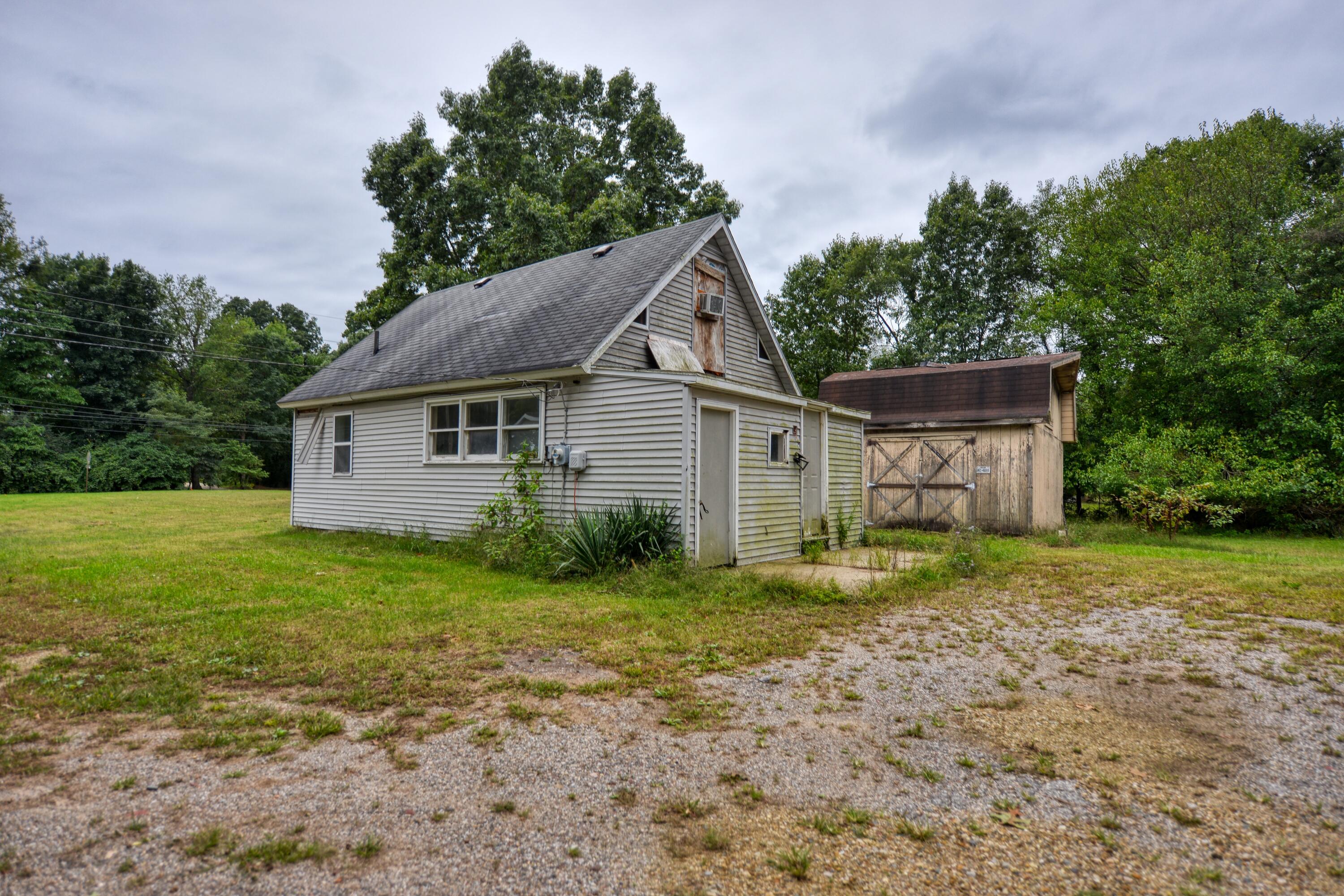 1323 Stateline Road Niles, MI 49120 - Photo 14 of 27 181323-Stateline-Dr-Niles-MI-49120