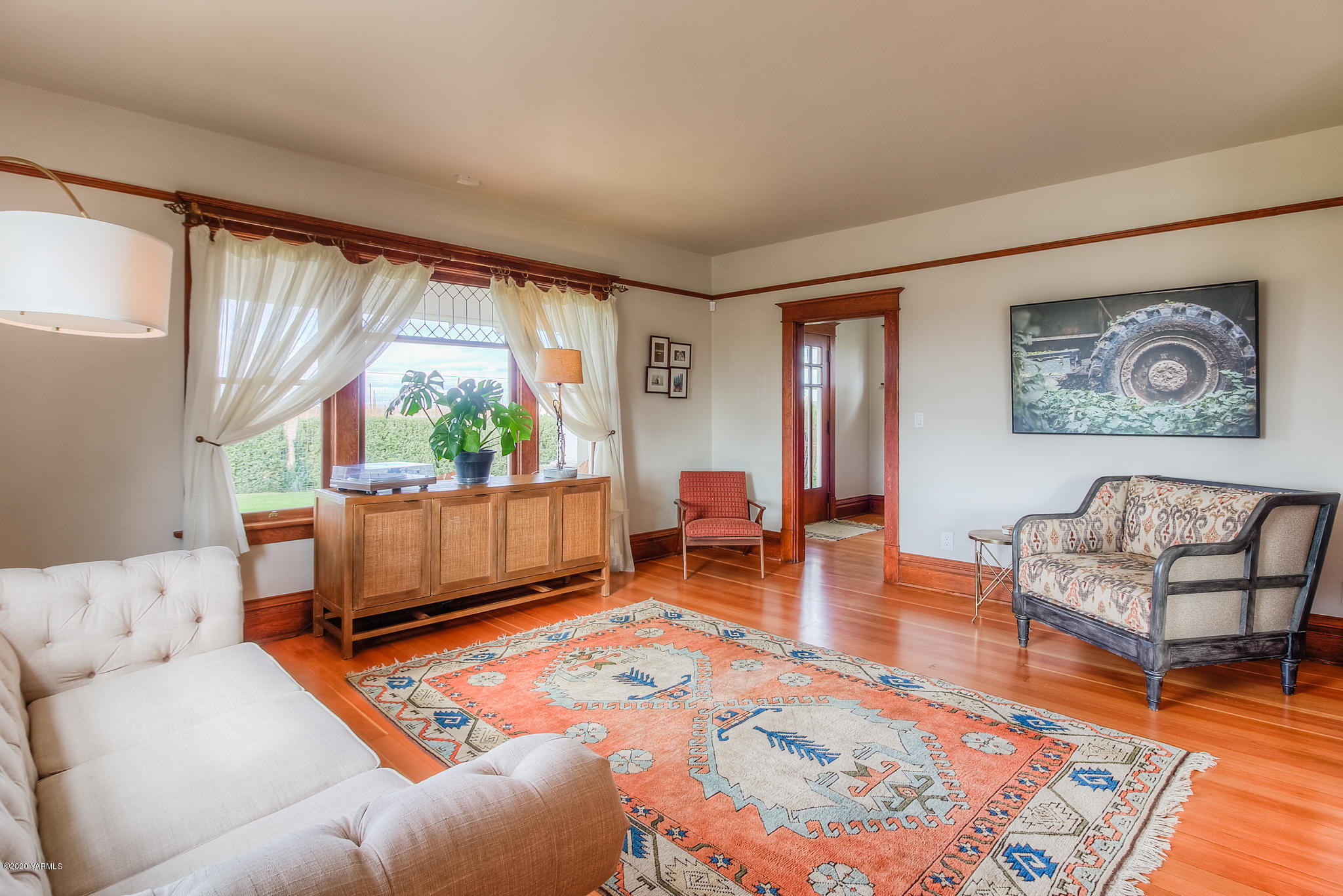 791 Becker Road Toppenish, WA 98948 - Photo 37 of 78 a living room with furniture and a large window