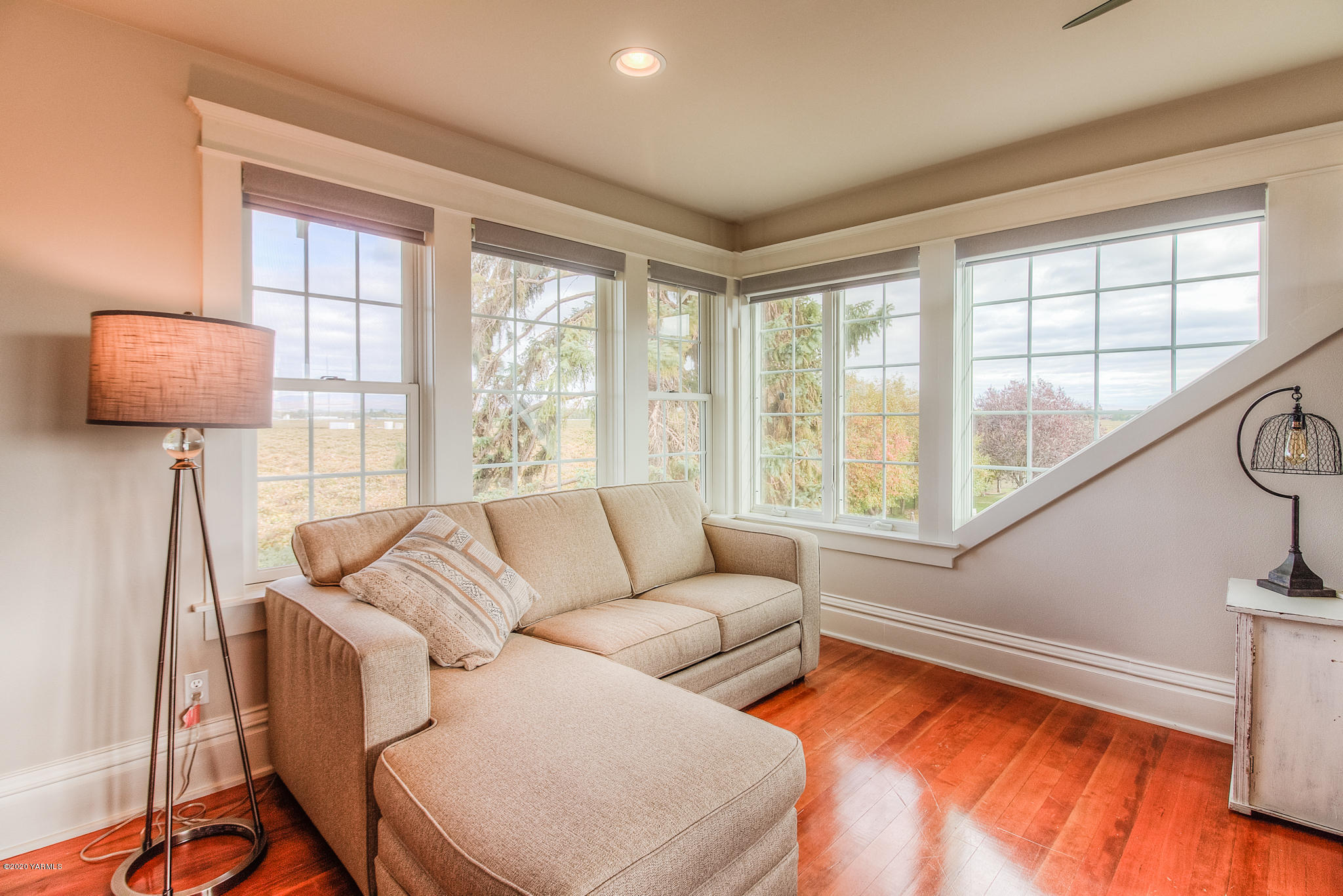 791 Becker Road Toppenish, WA 98948 - Photo 53 of 78 a living room with furniture and a large window