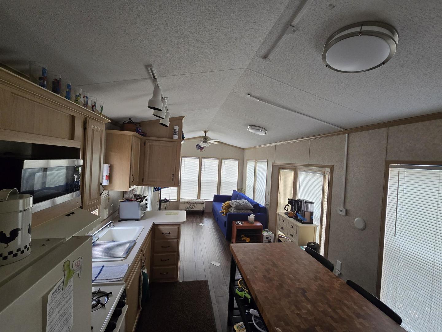 17-20 & 21 Woodhaven Sublette, IL 61367 - Photo 13 of 20