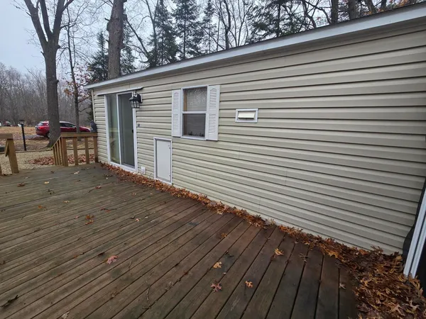 $75,000 | 17-20 & 21 Woodhaven, Sublette, IL 61367
