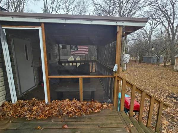 $75,000 | 17-20 & 21 Woodhaven, Sublette, IL 61367