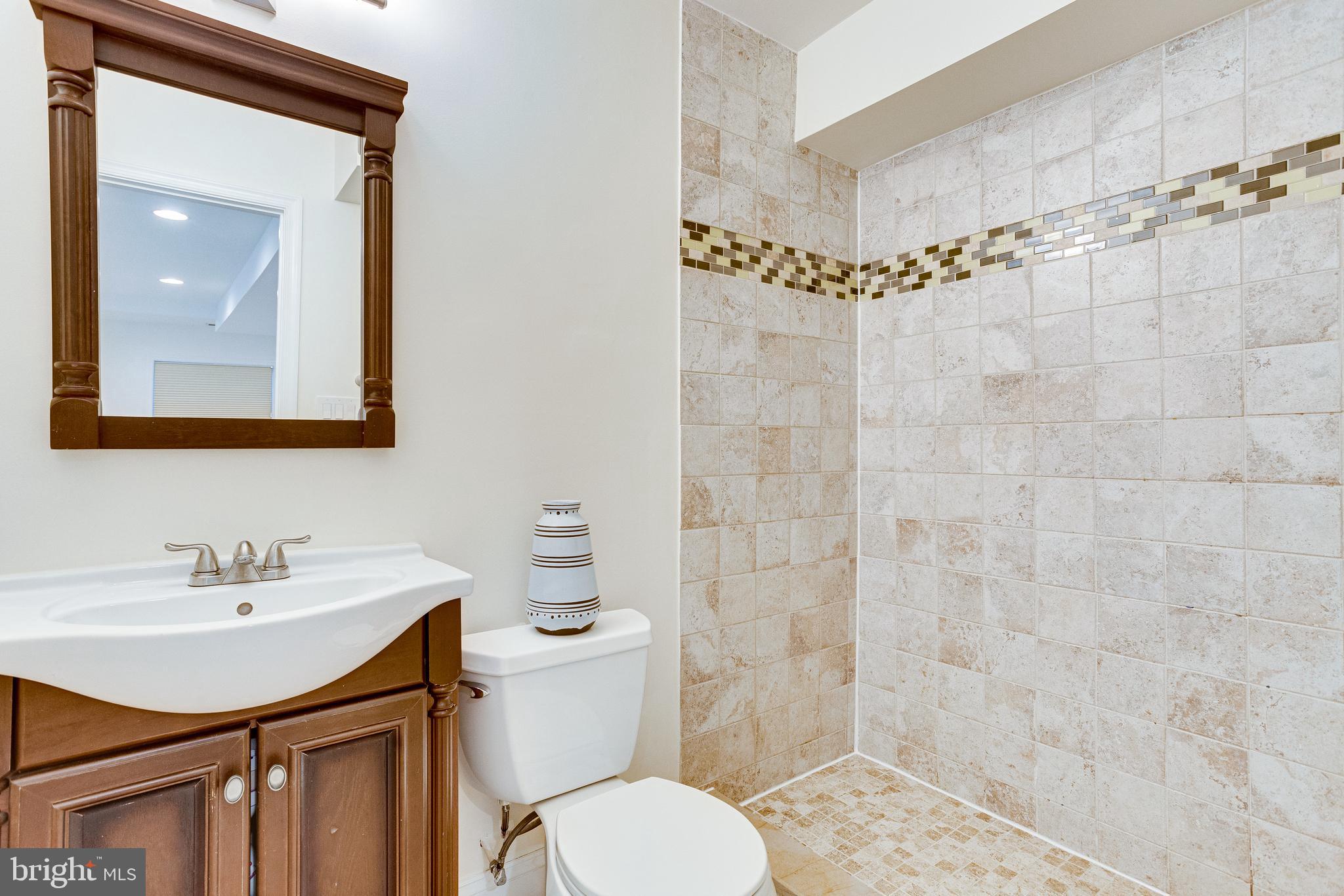 301 R Street Northwest, Unit 2 Washington, DC 20001 - Photo 39 of 50 Gallery Image 39