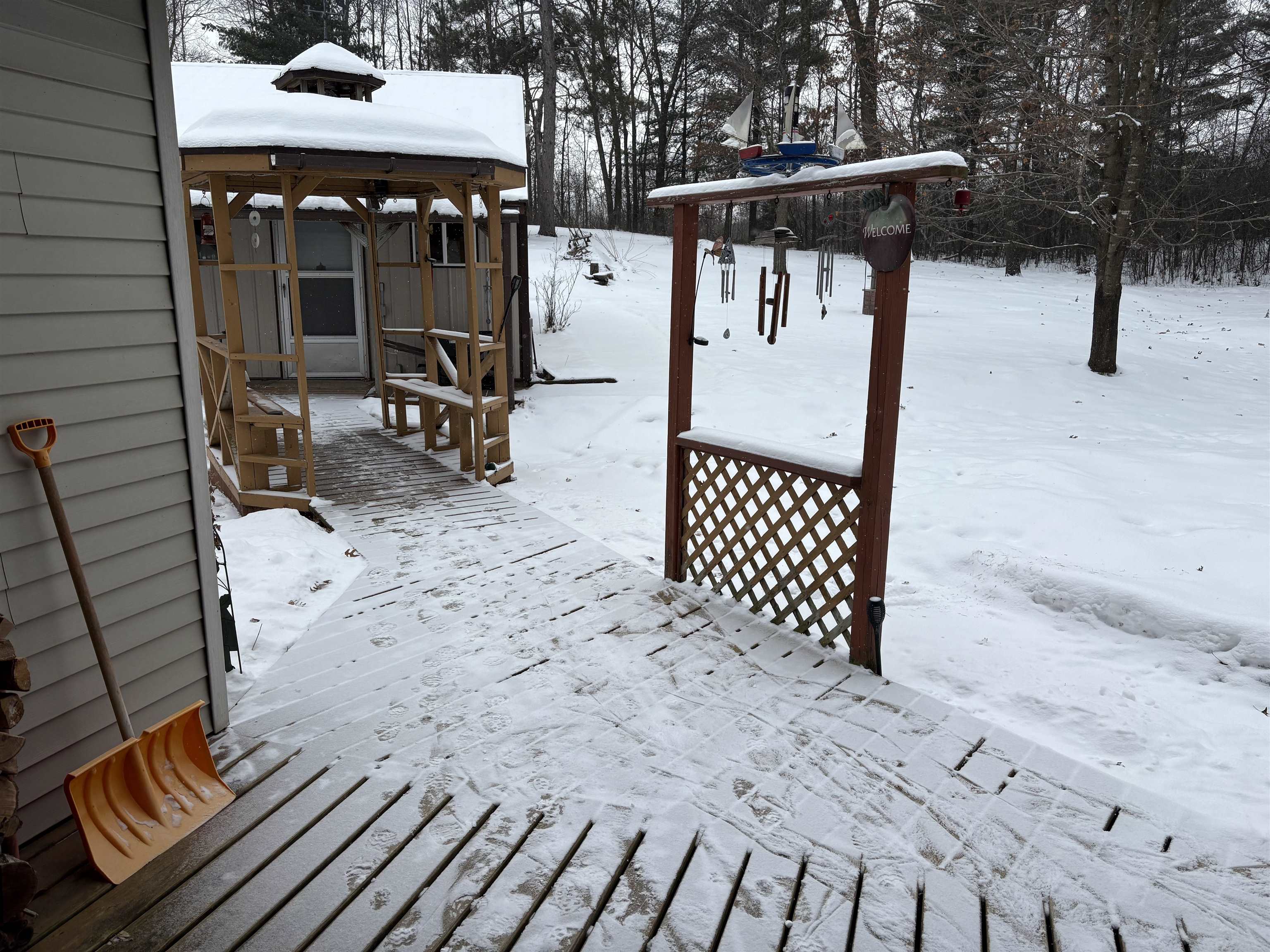 10124 Highway 22 Wild Rose, WI 54984 - Photo 27 of 41