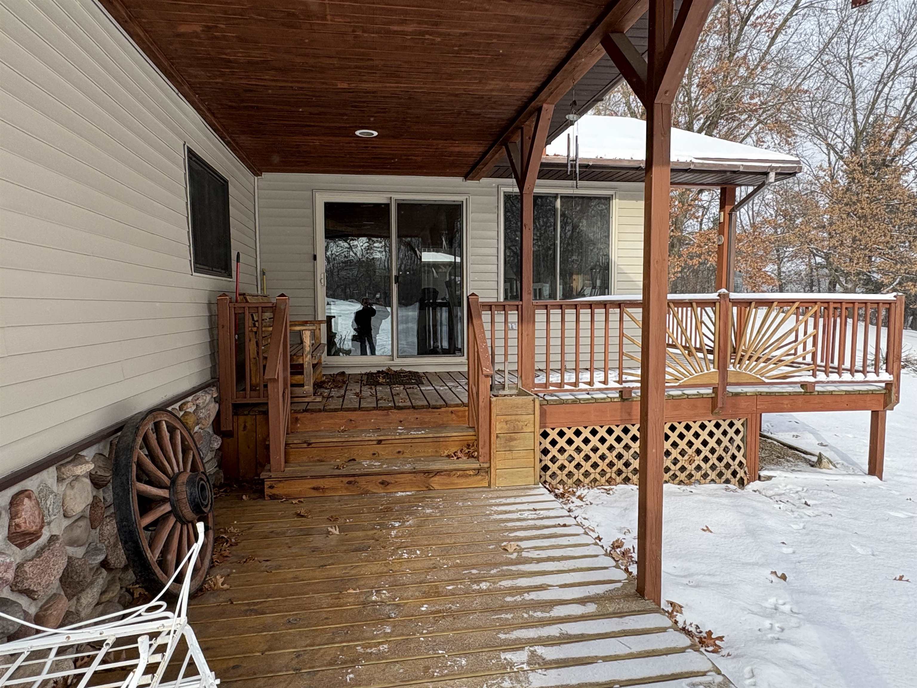 10124 Highway 22 Wild Rose, WI 54984 - Photo 7 of 41