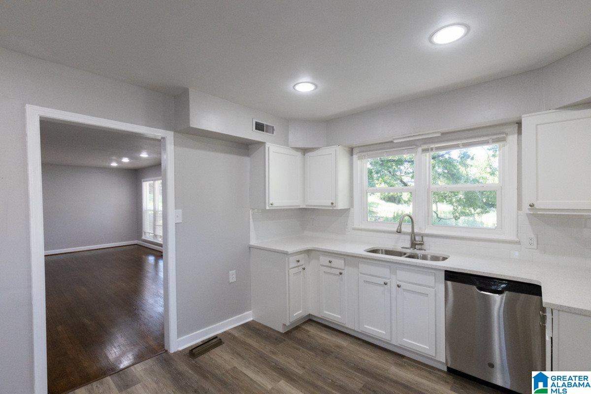 809 48th Street Birmingham, AL 35208 - Photo 5 of 12