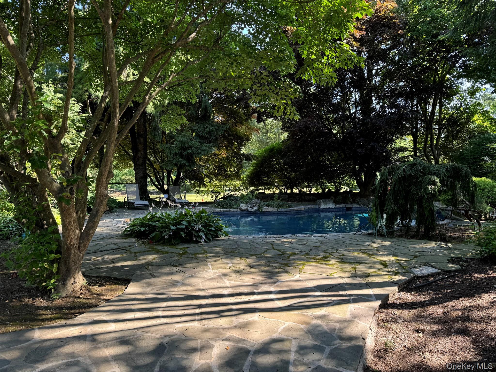 8 Valley Road Locust Valley, NY 11560 - Photo 33 of 34 Gallery Image 33