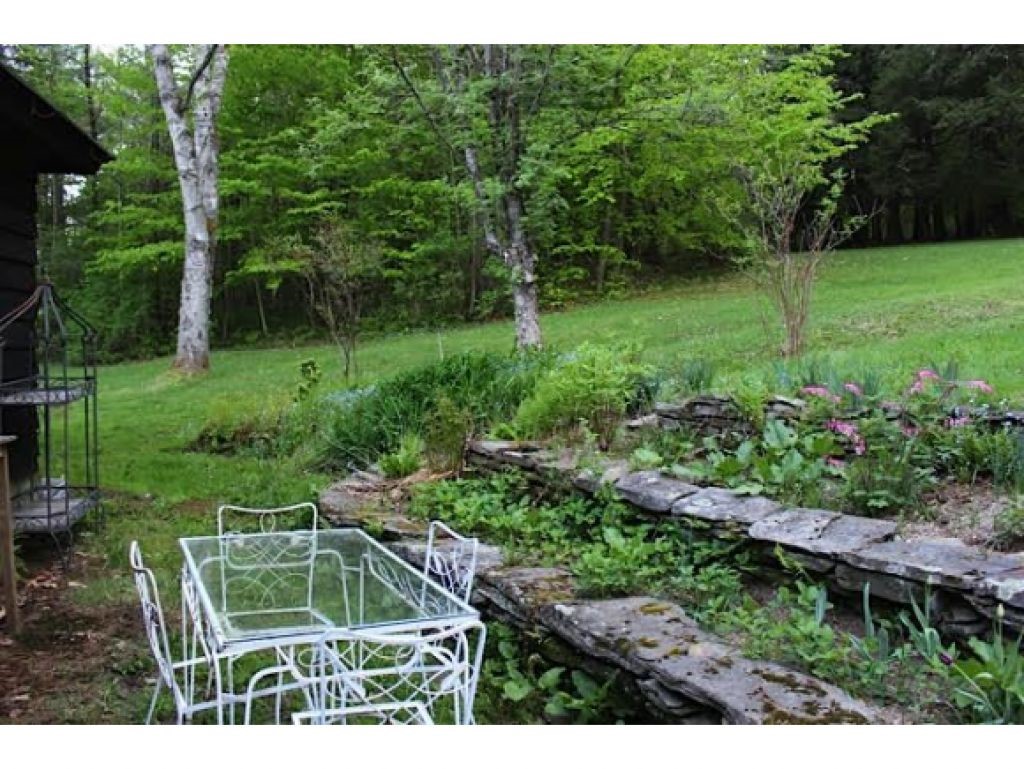 218 Hopson Road Norwich, VT 05055 - Photo 2 of 24