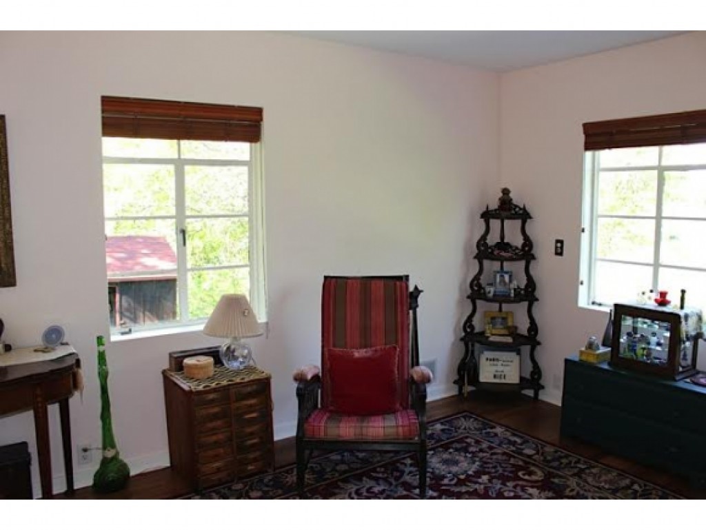 218 Hopson Road Norwich, VT 05055 - Photo 12 of 24