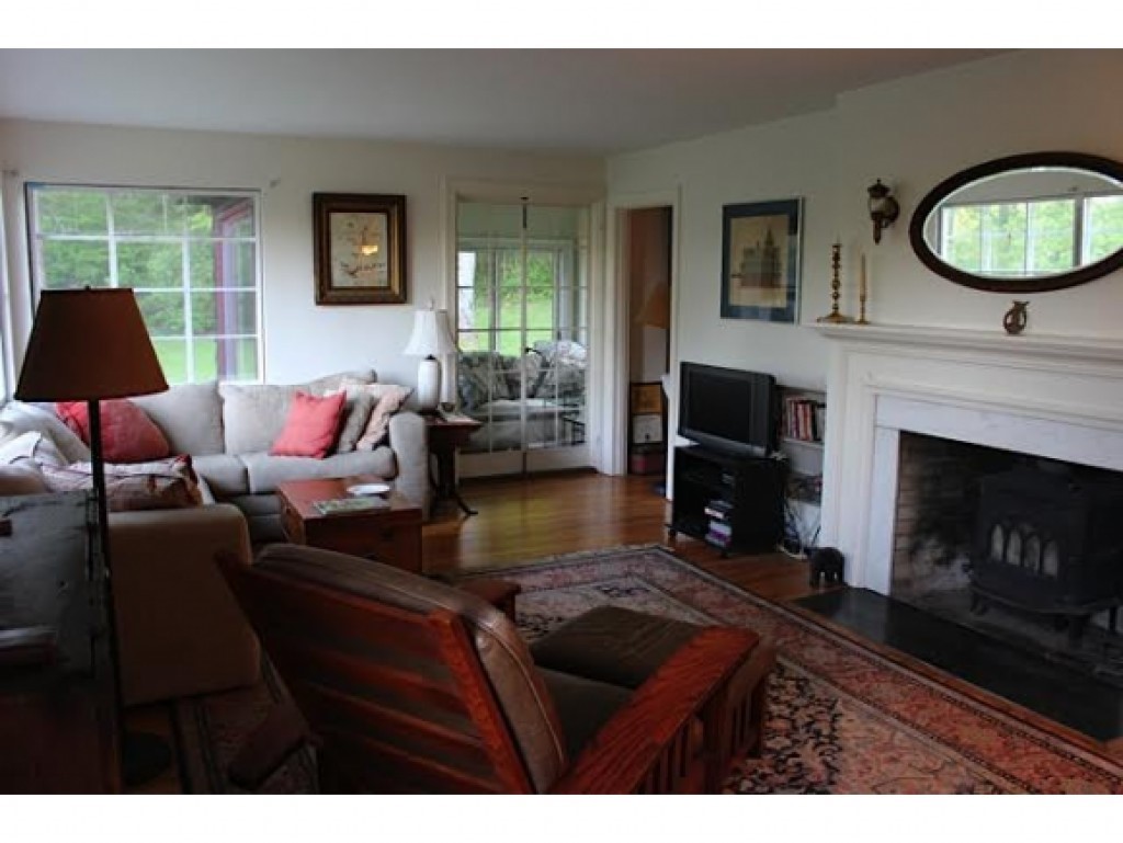218 Hopson Road Norwich, VT 05055 - Photo 3 of 24