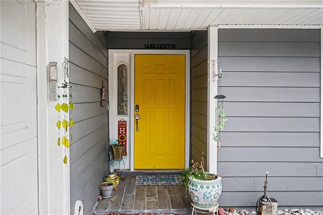 $250,000 | 4656 South Woodlake Lane Southeast, Conyers, GA 30013