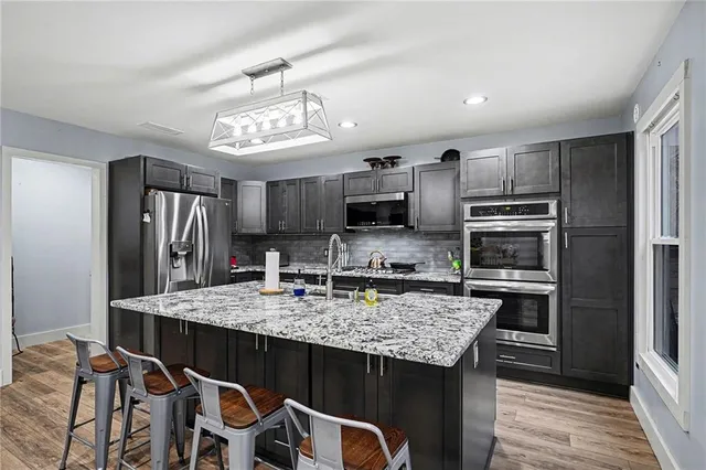 $250,000 | 4656 South Woodlake Lane Southeast, Conyers, GA 30013