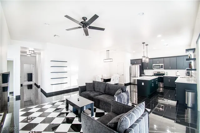 $1,595,000 | 3736 South Spg Mountain Boulevard, Pahrump, NV 89048