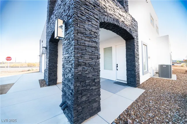 $1,595,000 | 3736 South Spg Mountain Boulevard, Pahrump, NV 89048