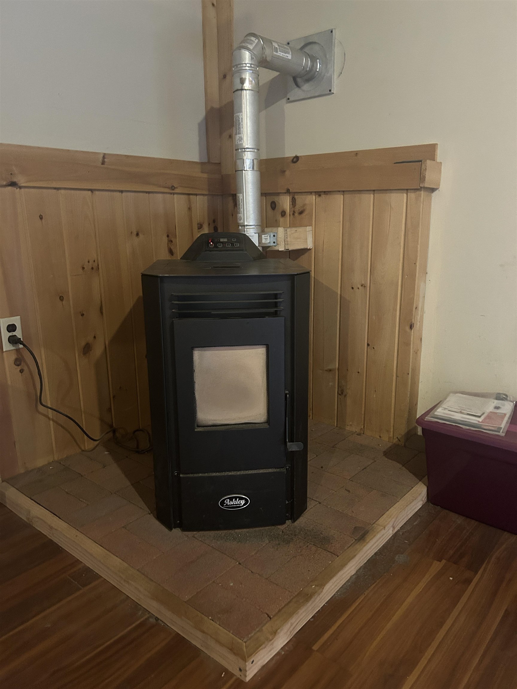 408 Christian Street Hartford, VT 05001 - Photo 14 of 15