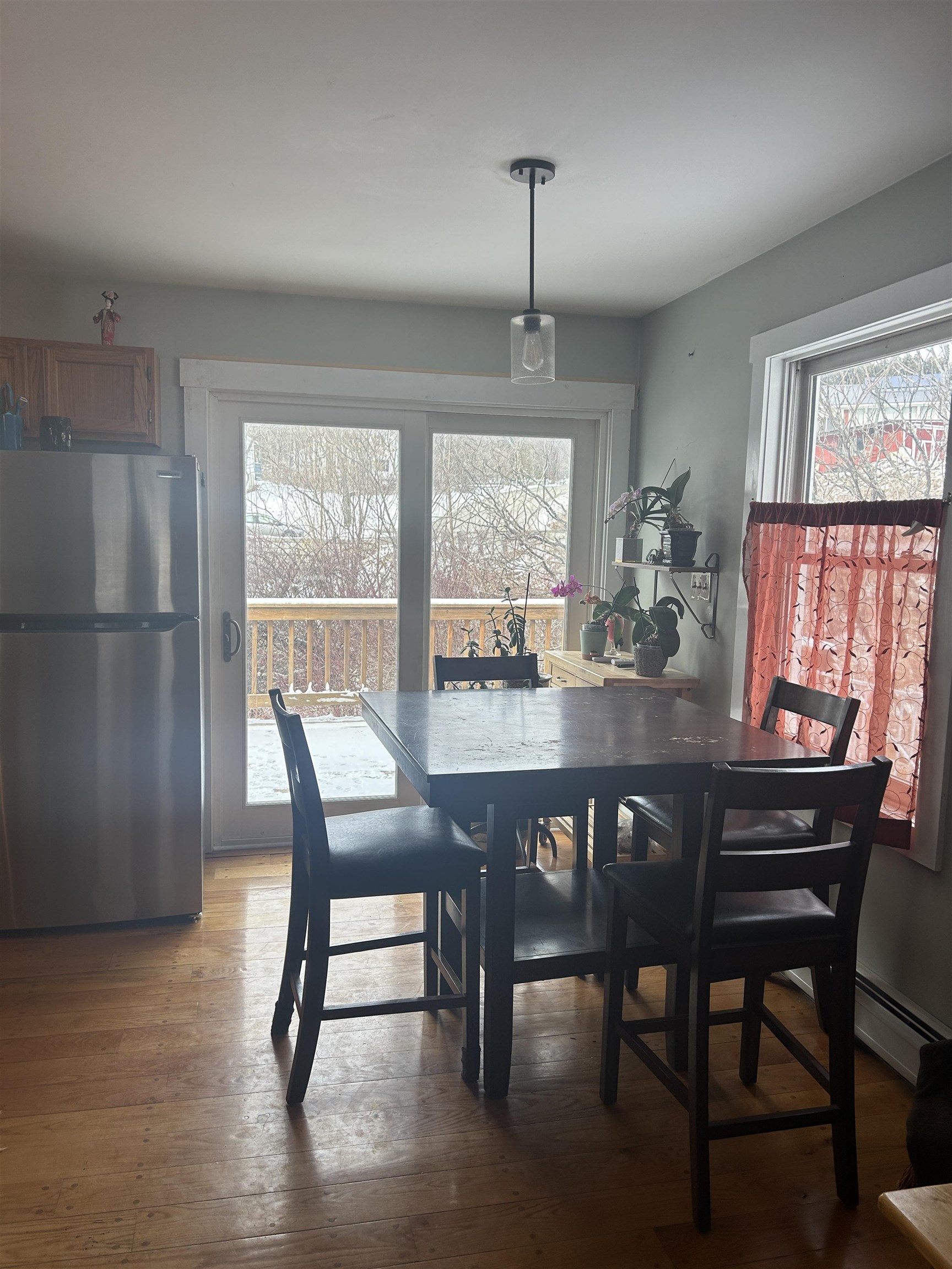 408 Christian Street Hartford, VT 05001 - Photo 3 of 15