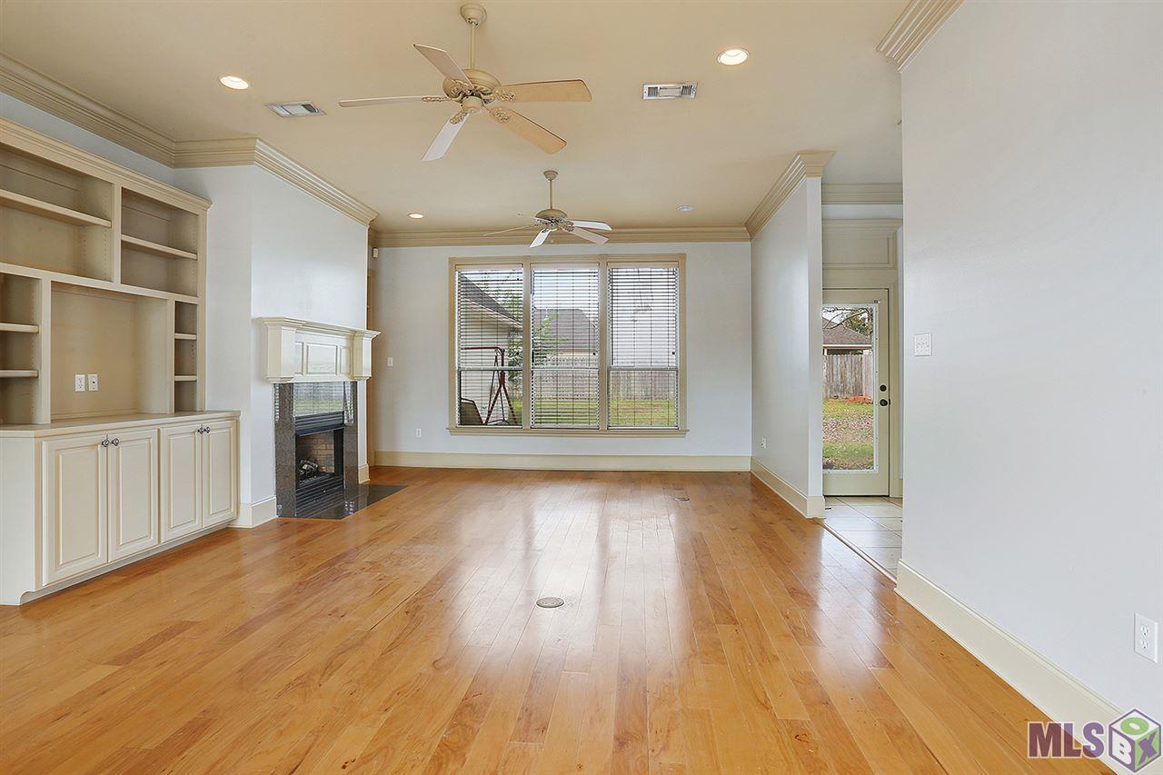 10429 Springvalley Avenue Baton Rouge, LA 70810 - Photo 3 of 13 Gallery Image 3