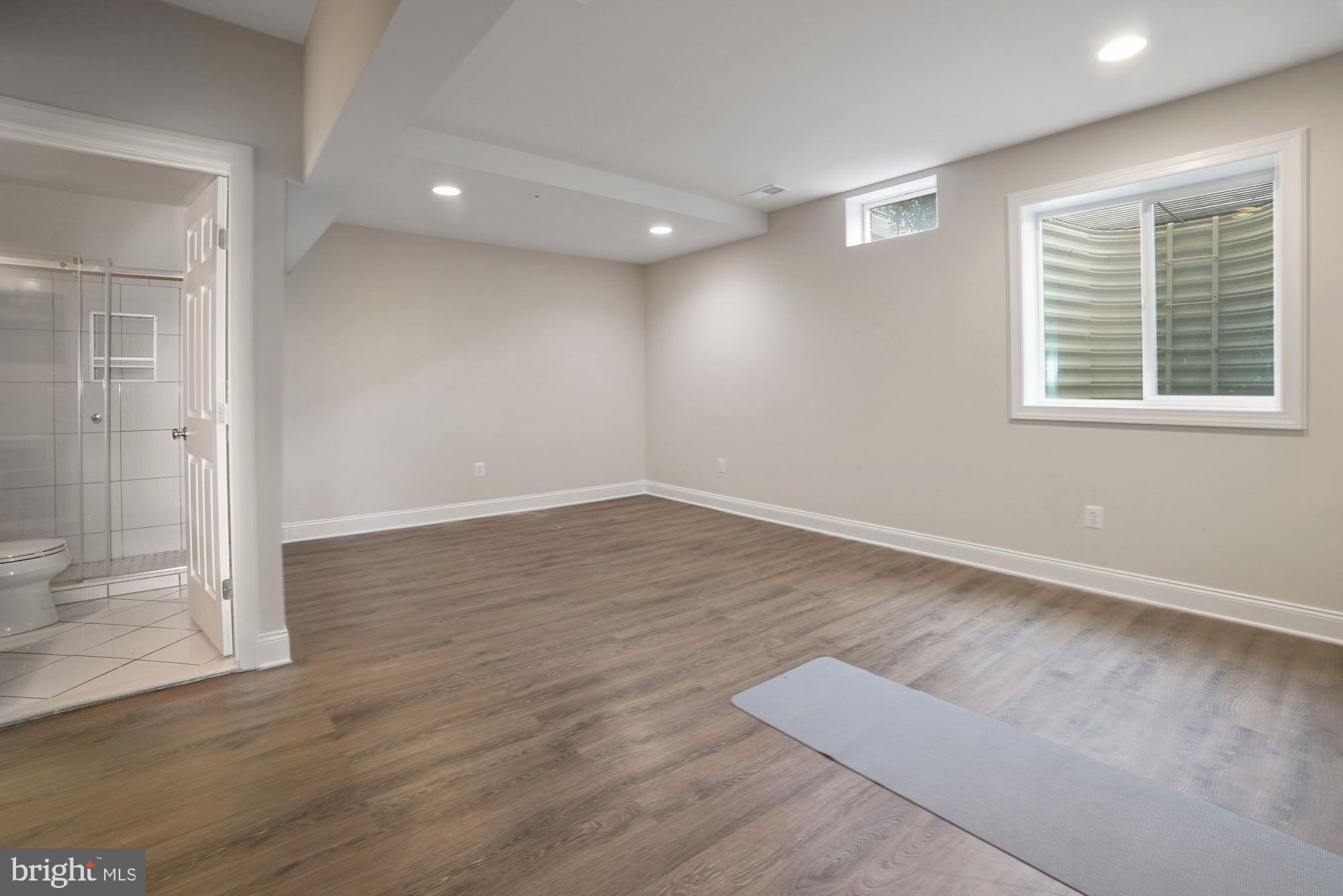 7621 Elmcrest Road Hanover, MD 21076 - Photo 29 of 35