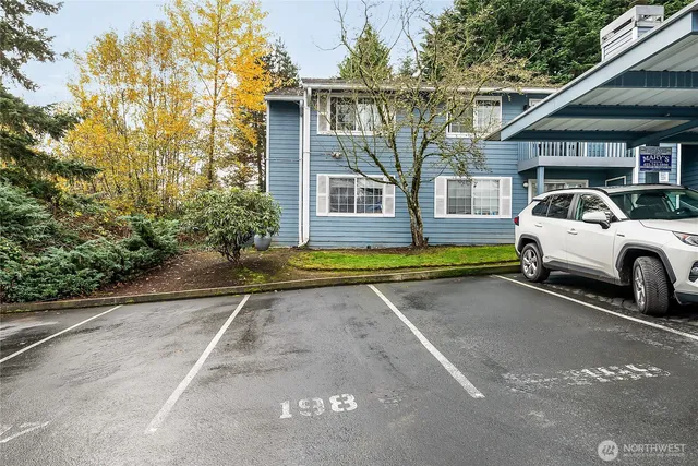 $340,000 | 16817 Larch Way, Unit D207, Lynnwood, WA 98037