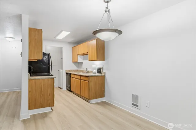 $340,000 | 16817 Larch Way, Unit D207, Lynnwood, WA 98037