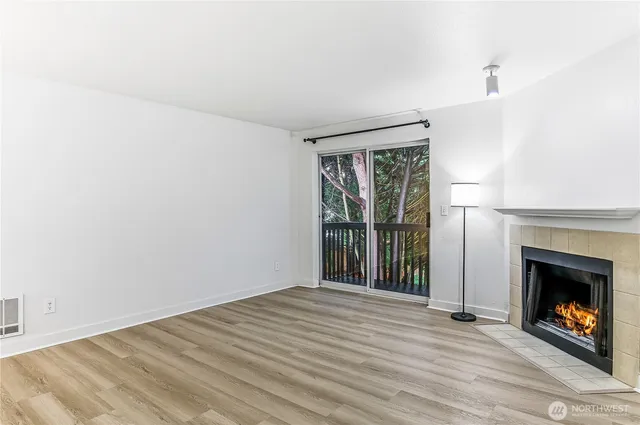 $340,000 | 16817 Larch Way, Unit D207, Lynnwood, WA 98037