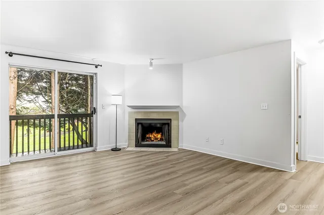 $340,000 | 16817 Larch Way, Unit D207, Lynnwood, WA 98037