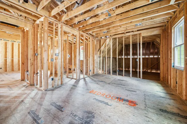 a view of a entrance door of the house