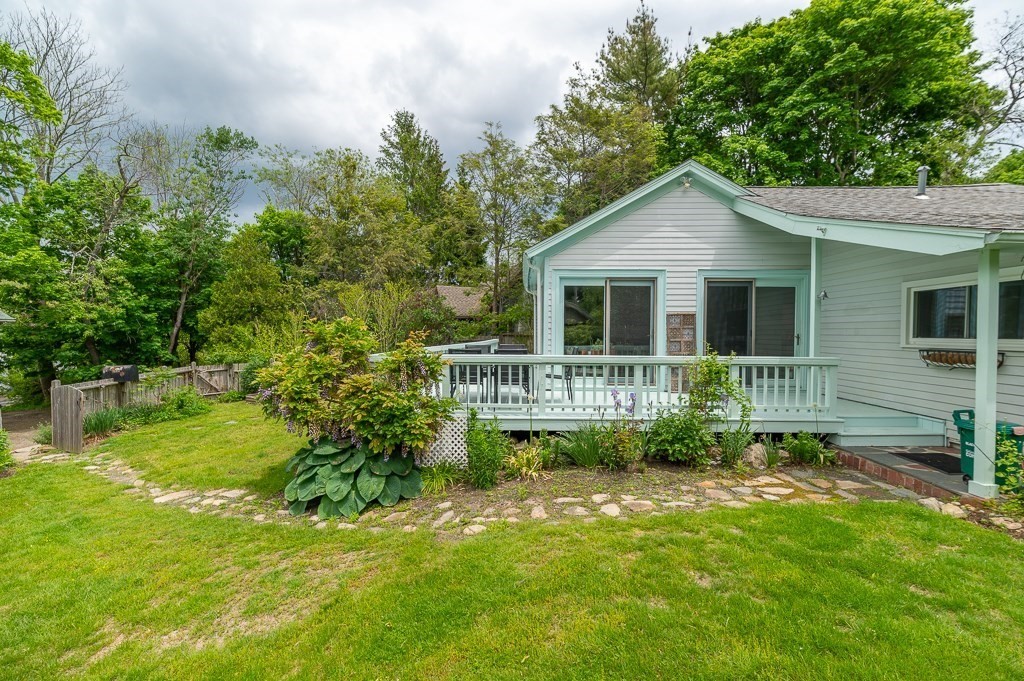 7 Lighthouse Way Gloucester, MA 01930 - Photo 5 of 25