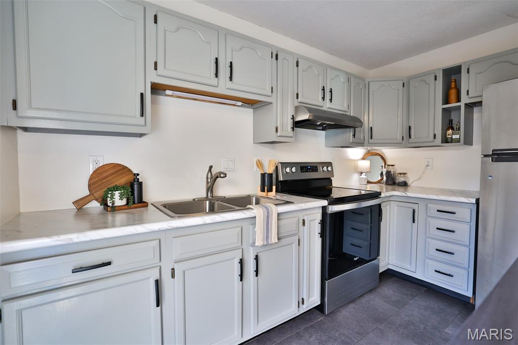 516 Thomas Street Edwardsville, IL 62025 - Photo 21 of 53