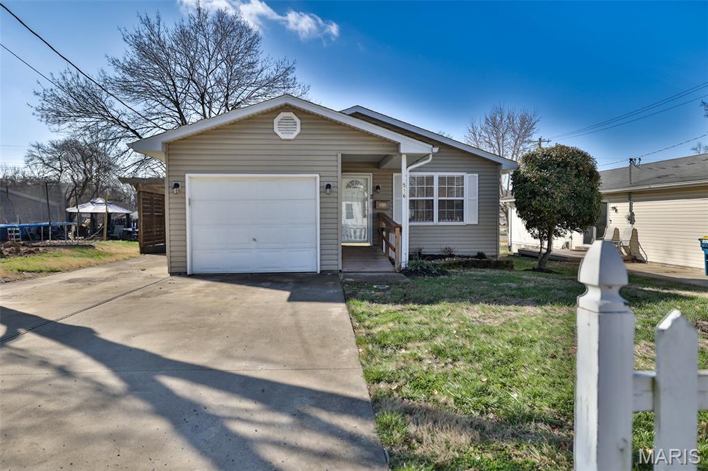 516 Thomas Street Edwardsville, IL 62025 - Photo 41 of 53