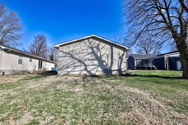 $230,000 | 516 Thomas Street, Edwardsville, IL 62025