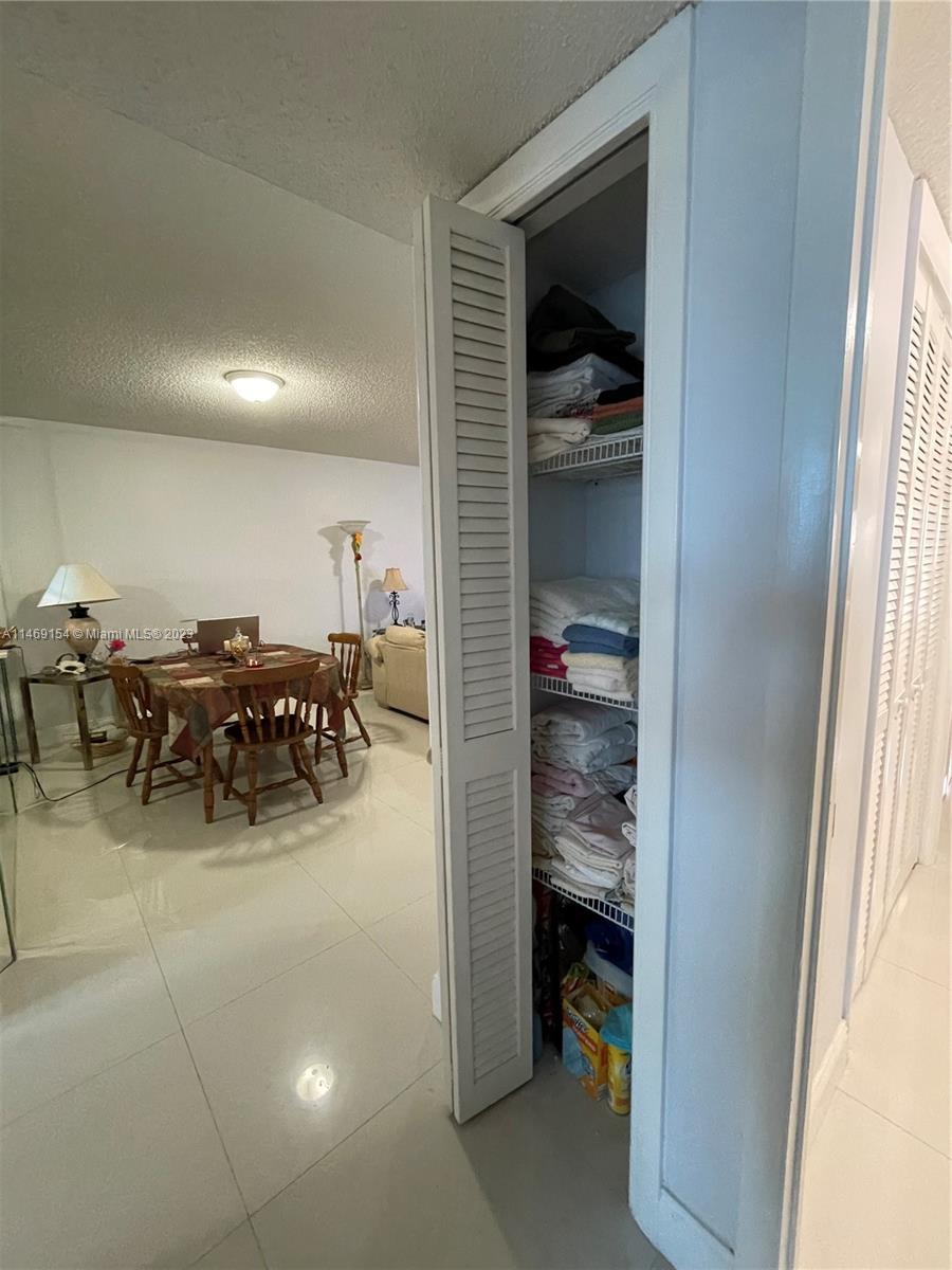 250 Gate Road, Unit 157 Hollywood, FL 33024 - Photo 18 of 40 Gallery Image 18