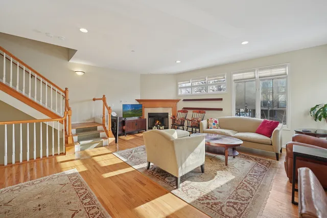 $739,000 | 502 Park Avenue, River Forest, IL 60305