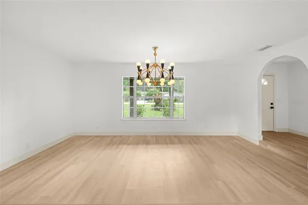 $449,000 | 903 Lanewood Drive, Seffner, FL 33584