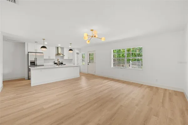 $449,000 | 903 Lanewood Drive, Seffner, FL 33584