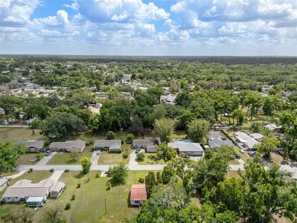$449,000 | 903 Lanewood Drive, Seffner, FL 33584