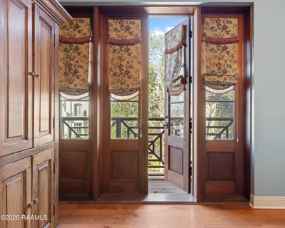 $1,345,000 | 406 Worth Avenue, Lafayette, LA 70508