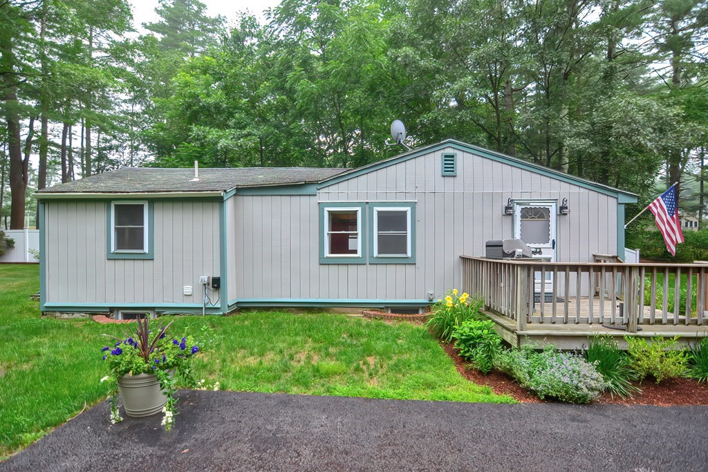 4-6 Walker Road Norfolk, MA 02056 - Photo 4 of 25 Gallery Image 4