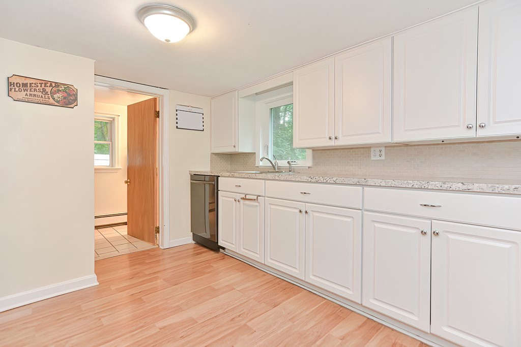 4-6 Walker Road Norfolk, MA 02056 - Photo 9 of 25 Gallery Image 9