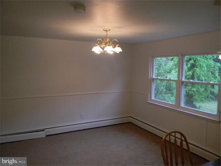 698 Mearns Road Warminster, PA 18974 - Photo 14 of 20 Dining Room