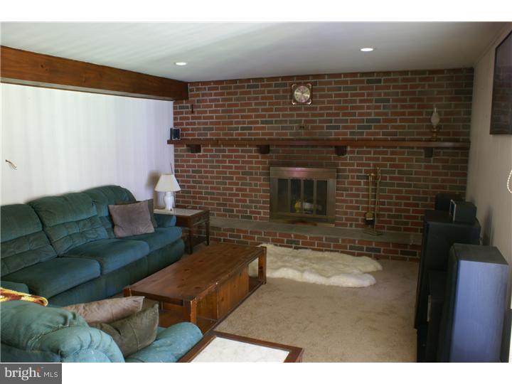 698 Mearns Road Warminster, PA 18974 - Photo 17 of 20 In-law Suite