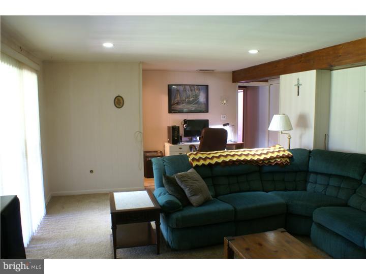698 Mearns Road Warminster, PA 18974 - Photo 18 of 20 In-law Suite