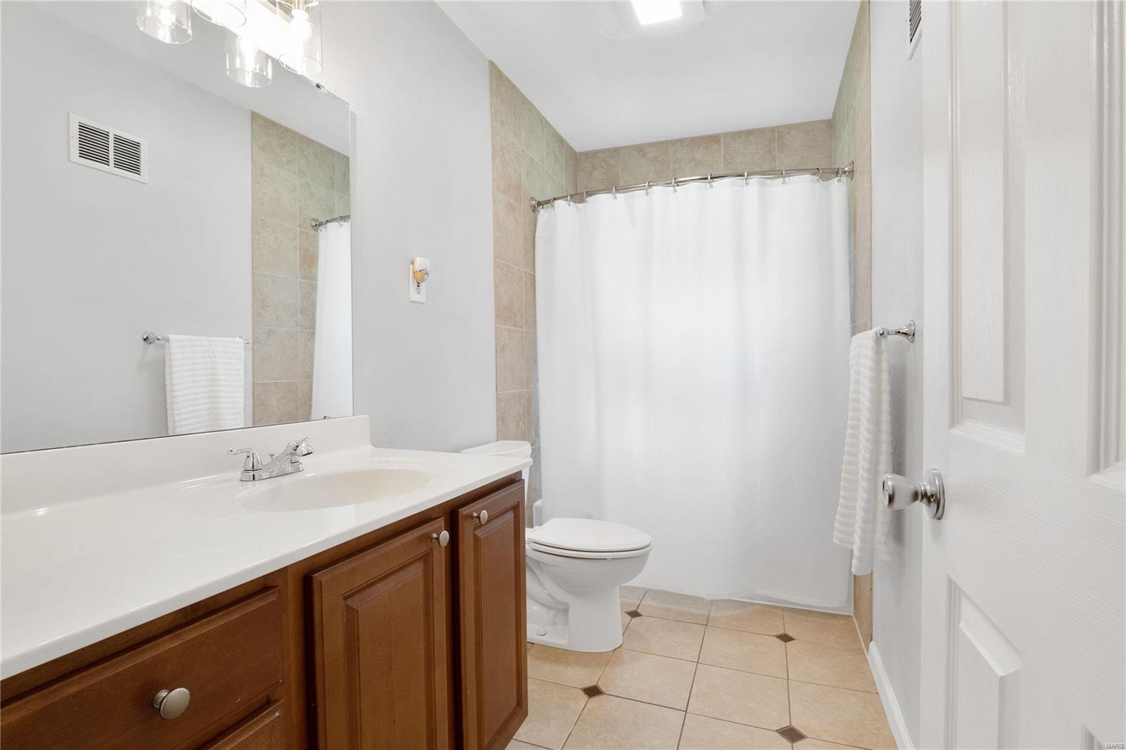649 Buckley Road St. Louis, MO 63125 - Photo 19 of 36